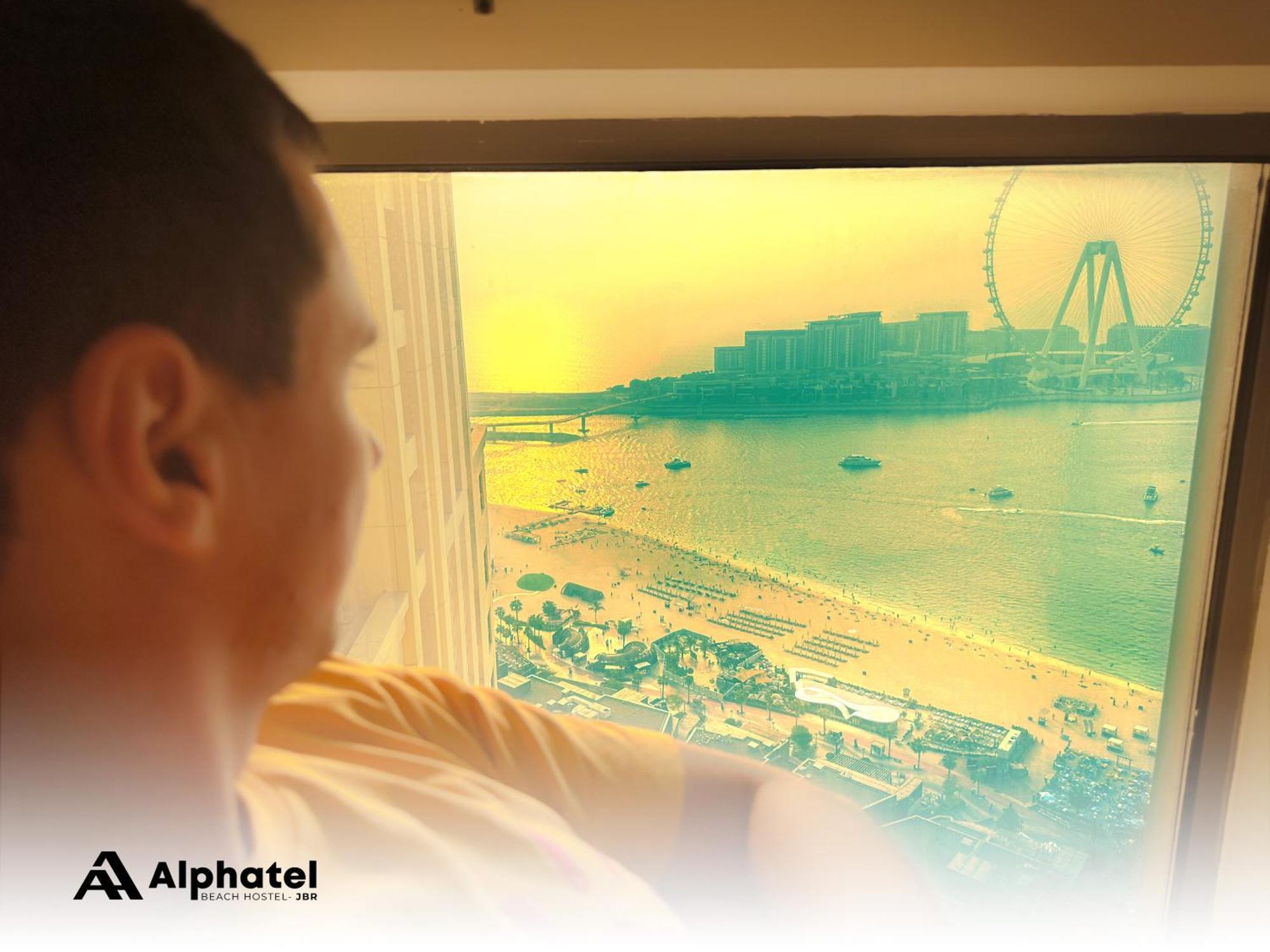 Alphatel Beach Hostel Jbr Dubai Exterior photo